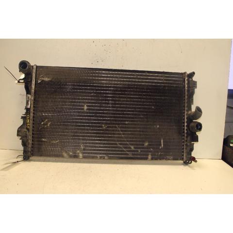 Radiador de esfriamento de motor A6395010401 MERCEDES