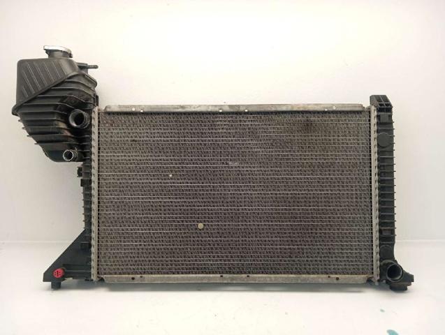 Radiador de esfriamento de motor A6395010401 MERCEDES