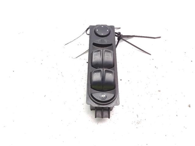 A6395450413 MERCEDES Кнопочный блок управления стеклоподъемником передний левый купить в Кривой Рог