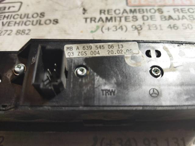 MERCEDES A6395450613 Кнопочный блок управления стеклоподъемником передний правый в наличии Николаев