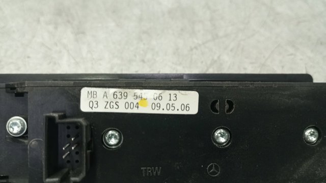 A6395450613 MERCEDES Кнопочный блок управления стеклоподъемником передний правый купить в Кривой Рог
