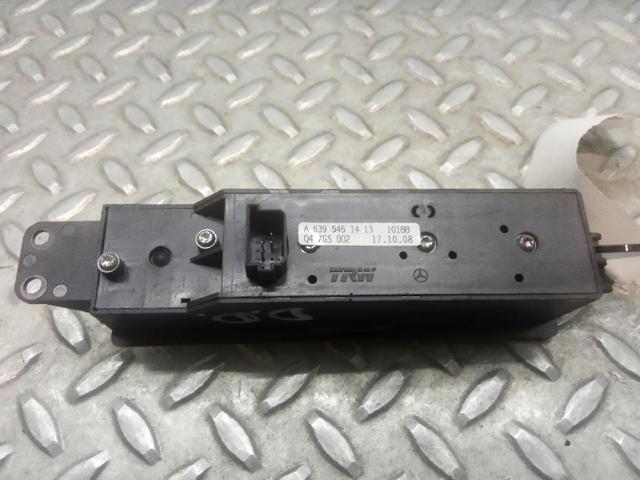 MERCEDES A6395451413 Кнопочный блок управления стеклоподъемником передний правый в наличии Полтава
