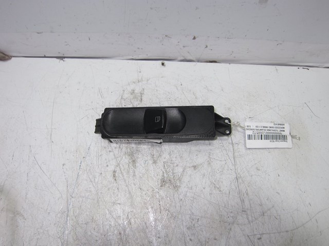 A6395451413 MERCEDES Кнопочный блок управления стеклоподъемником передний правый купить в Запорожье