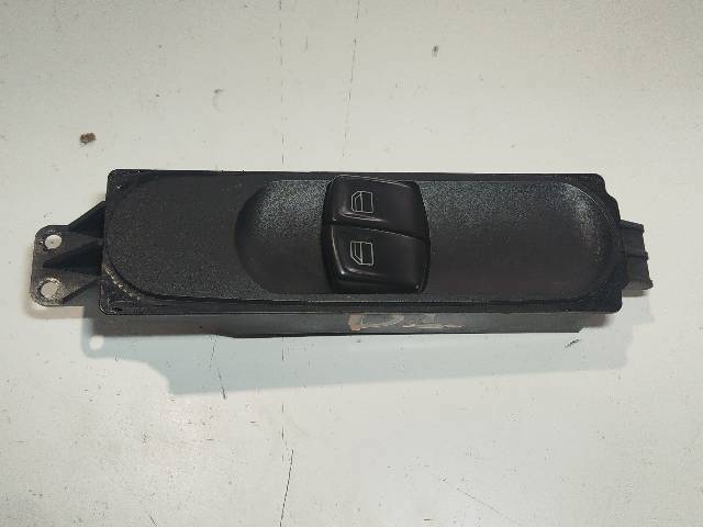 A6395451513 MERCEDES Кнопочный блок управления стеклоподъемником передний левый купить в Николаев