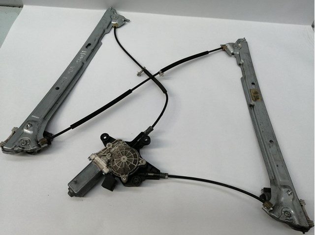 Regulador do vidro dianteiro esquerdo para Mercedes-Benz Vito Mixto (639) (09.2010->) / ... A6397200446