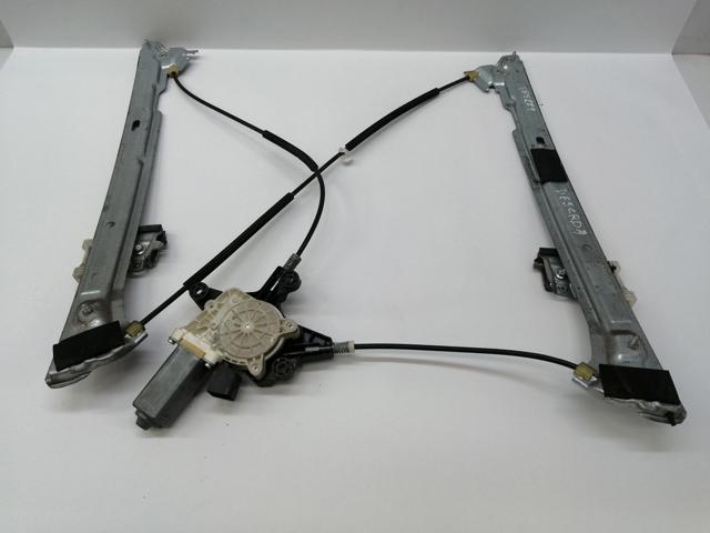 Regulador do vidro dianteiro esquerdo para Mercedes-Benz Vito Mixto (639) (09.2010->) / ... A6397200446