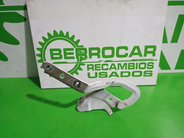 MERCEDES 6397500351 Петля капота правая в наличии Житомир