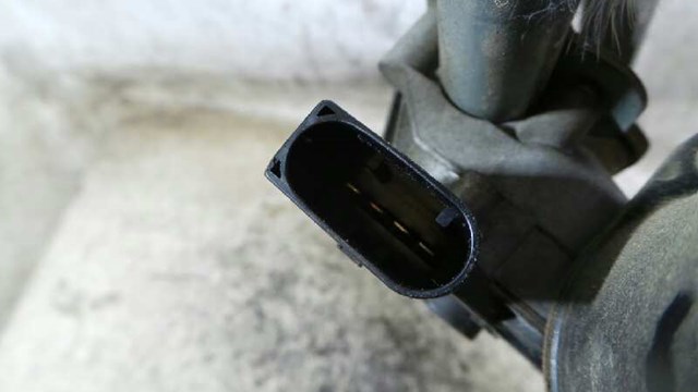 Trapézio de limpador pára-brisas Mercedes Vito 2 639