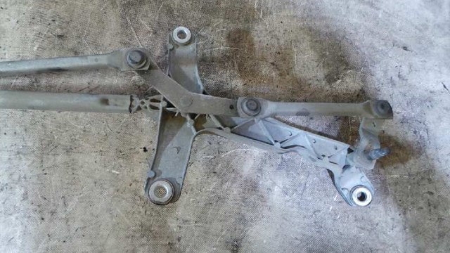 Trapézio de limpador pára-brisas Mercedes Vito 2 639