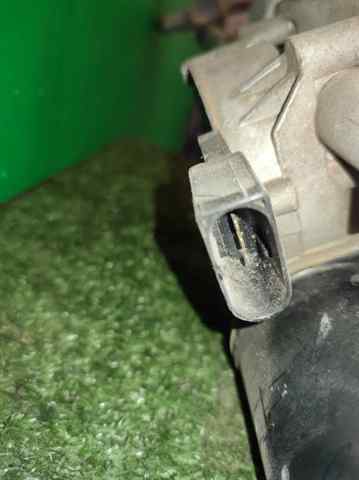 Trapézio de limpador pára-brisas Mercedes Vito 2 639