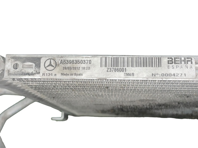 MERCEDES A6398350370 Радиатор кондиционера в наличии Житомир