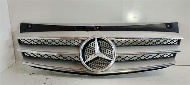 MERCEDES A6398800083 Решетка радиатора в наличии Одесса