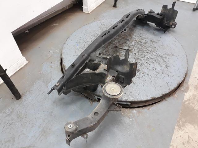 MERCEDES A6398800203 Рамка радиатора в наличии Полтава