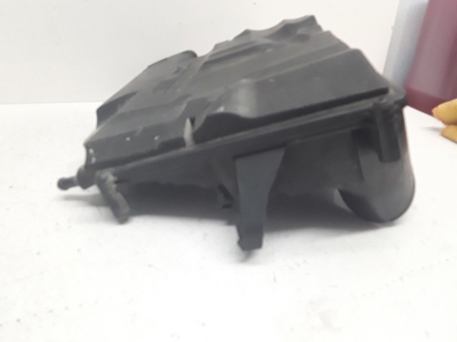 Caixa de filtro de ar Mercedes B W245