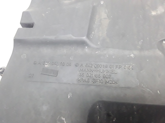 Caixa de filtro de ar Mercedes B W245