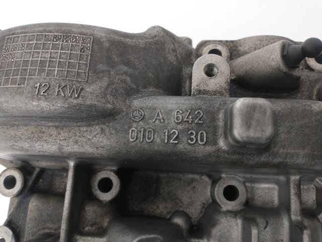 MERCEDES A6420103507 Головка блока цилиндров (ГБЦ) левая в наличии Киев