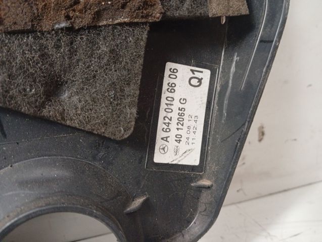 MERCEDES A6420106606 Крышка двигателя в наличии Черкассы