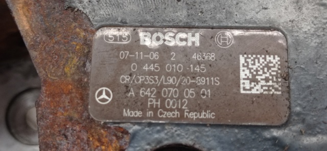 Bomba de combustível de pressão alta A6420700501 MERCEDES