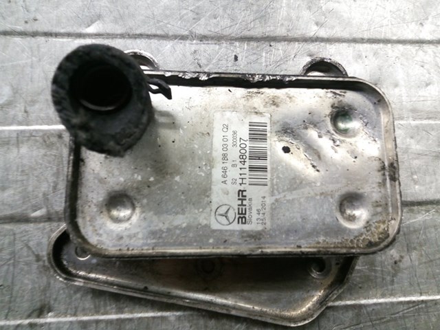 Resfriador de óleo do motor para Mercedes-Benz Viano (W639) (2003-...) CDI 2.0 4-matic (639.711,639.713,639.811,639.813,...) OM 646.982 A6461880301