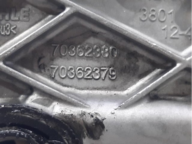 Resfriador de óleo do motor para Mercedes-Benz Sprinter 3-T van (906) (2006-2009) 215 CDI (906.611,906.613) D646986 (EURO4) A6511801165
