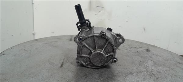 MERCEDES A6512300565 Насос вакуумный в наличии Ирпень