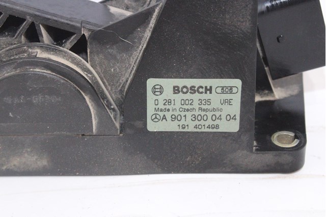 Potenciômetro de pedal para Mercedes-Benz Sprinter 02.00 -> open box 413 cdi (904.612-613) / 03.99 - 12.06 611981 A9013000404
