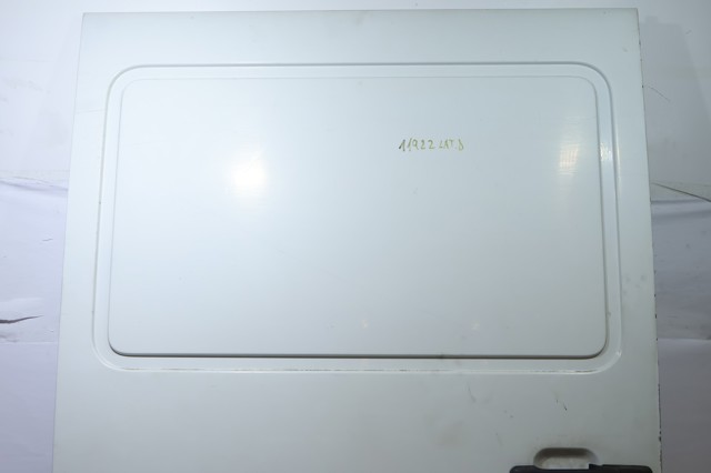 MERCEDES A9017300205 Дверь боковая (сдвижная) правая в наличии Львов