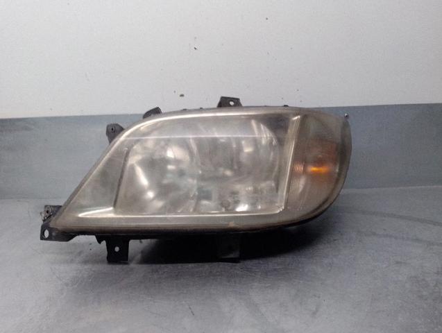 MERCEDES A9018202661 Фара левая в наличии Ровно