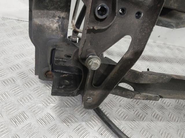 Viga de suspensão dianteira (plataforma veicular) Mercedes Sprinter 906