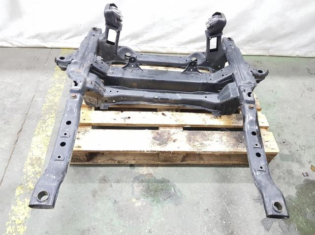 Viga de suspensão dianteira (plataforma veicular) A9063301906 Mercedes