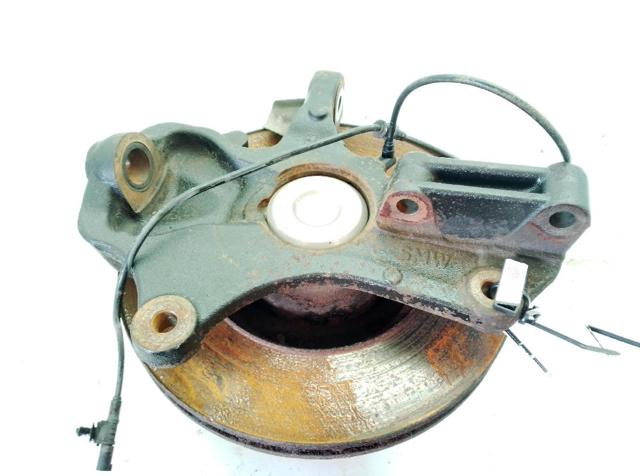 MERCEDES A906330352028 Цапфа передняя правая в наличии Сумы