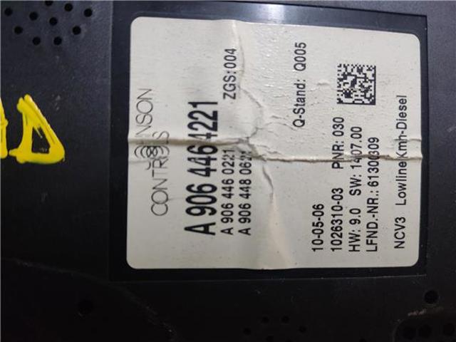MERCEDES A9064464221 Панель приборов в наличии Запорожье