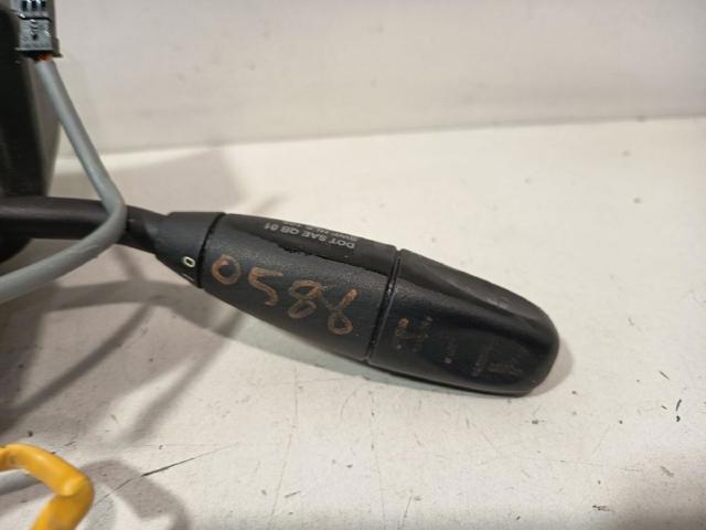 Comutador instalado na coluna da direção, montado Mercedes Sprinter 906