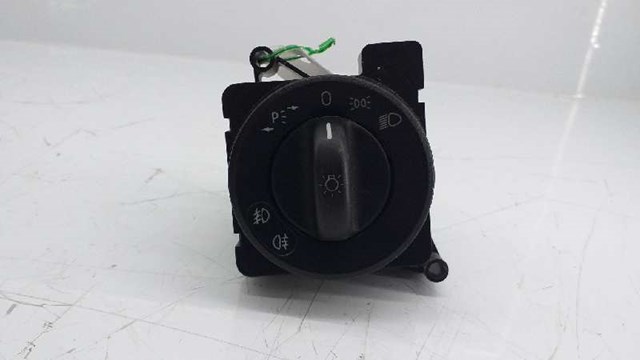 A9065450704 MERCEDES Переключатель света фар на "торпедо" купить в Чернигов