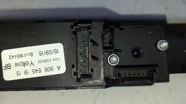 A9065451913 MERCEDES Кнопочный блок управления стеклоподъемником передний правый купить в Каменское