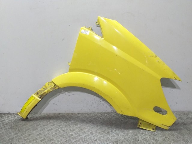 Pára-lama dianteiro direito A9066377819 MERCEDES