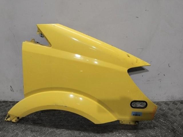 Pára-lama dianteiro direito A9066377819 MERCEDES