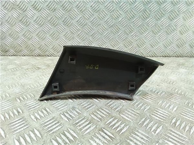 MERCEDES A9066902662 Накладка крыла переднего правого в наличии Черновцы
