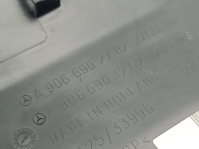 A9066902782 MERCEDES Молдинг крыла заднего левого купить в Тернополь