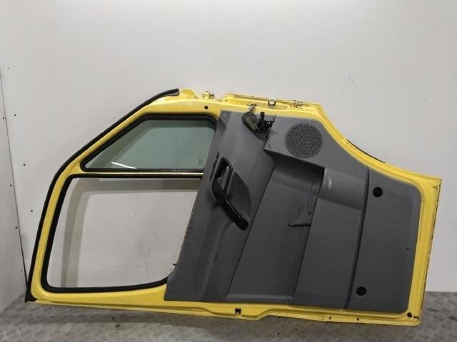 Porta dianteira esquerda Mercedes Sprinter 906