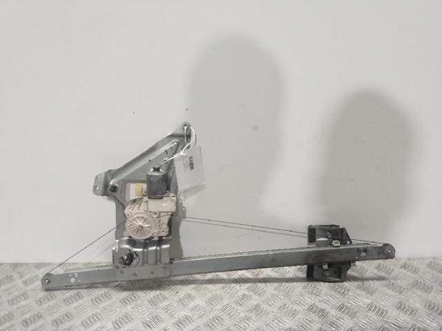 Mecanismo de acionamento de vidro da porta dianteira esquerda A9067200046 MERCEDES