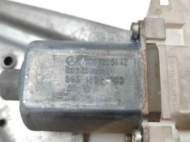 VAG A9067200046 Стеклоподъемник передней левой двери в наличии Винница