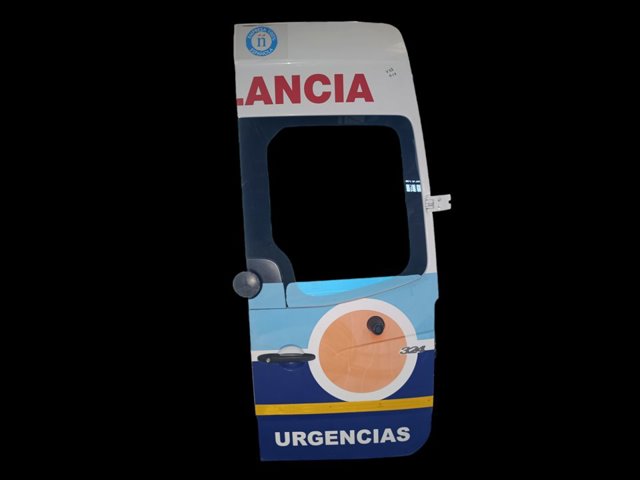 Porta batente traseira direita de furgão A9067401305 Mercedes