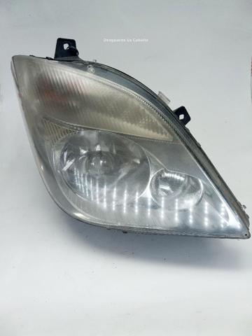 A9068200661 MERCEDES Правая фара купить в Львов