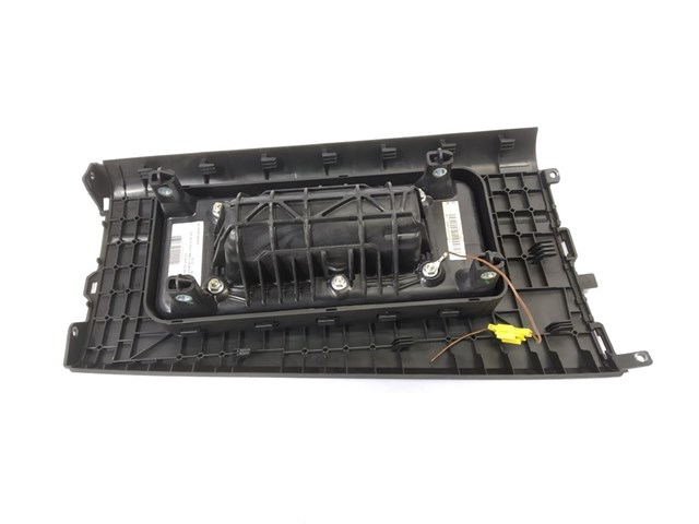 A9068600002 MERCEDES купить в Украина