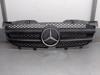 Grelha do radiador A9068800385 MERCEDES