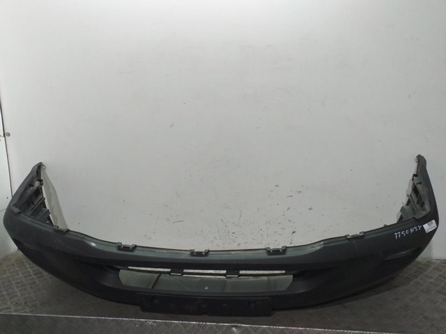 Pára-choque dianteiro A9068800570 MERCEDES