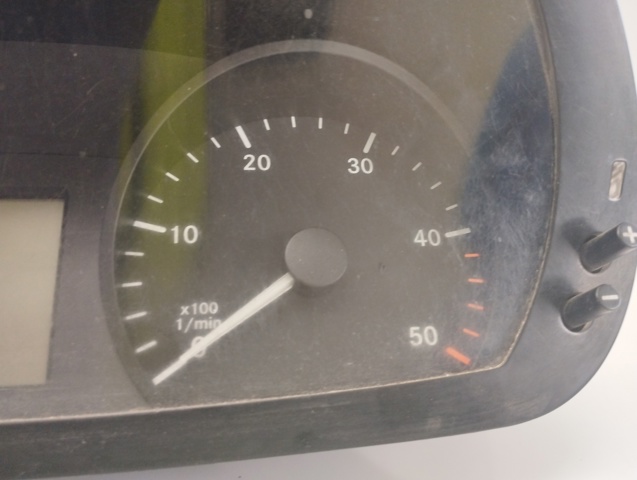 MERCEDES 9069002200 Приборная доска (щиток приборов) в наличии Полтава