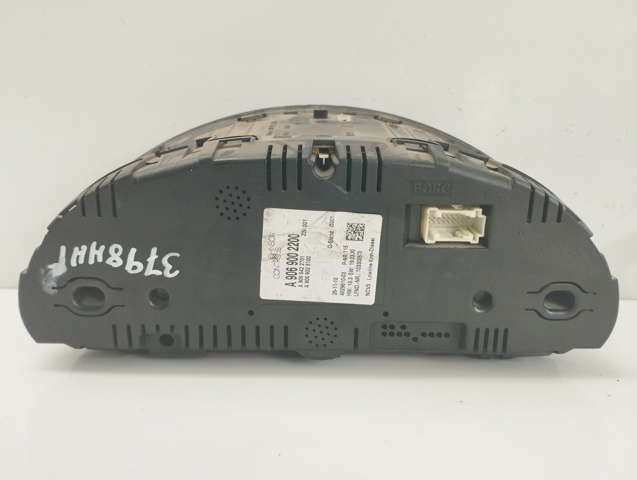 MERCEDES A9069002200 Панель приборов в наличии Кривой Рог