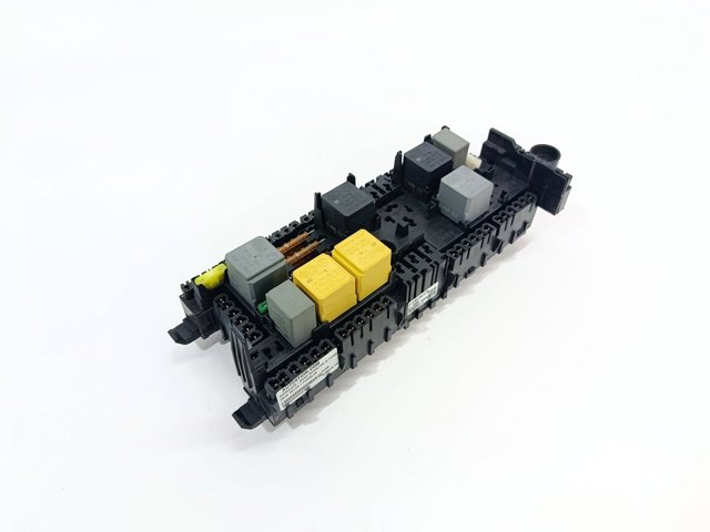 Unidade de dispositivos de segurança Mercedes Sprinter 907, 910